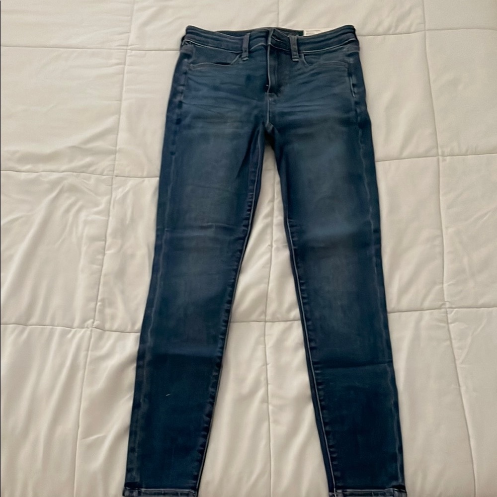 NWT American Eagle Hi-Rise Jegging (Next Level Stretch) - Size 4